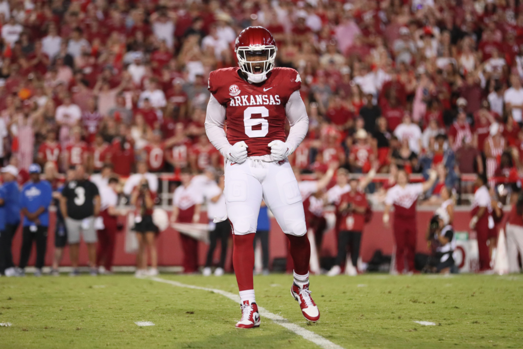 Pro Hawgs: Dre Greenlaw ranked 79th in NFL's Top 100 - Hawg Country